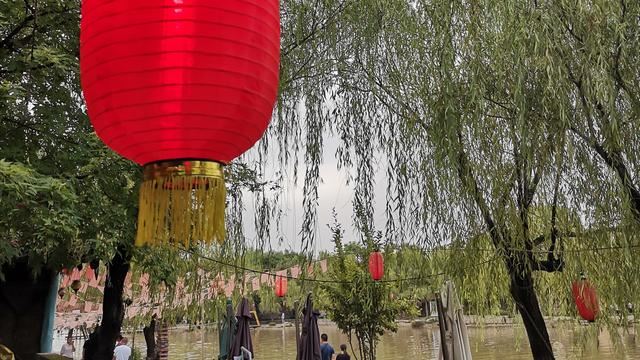為什么抖音粉絲好幾萬關(guān)注就幾千呢？