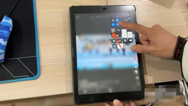 ipadair5抖音怎么橫屏？