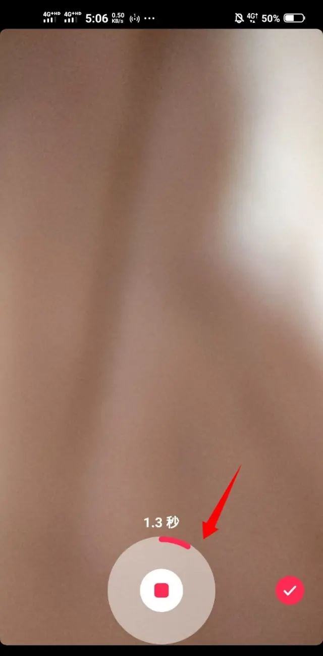 拍視頻怎么一邊說話一邊轉(zhuǎn)換鏡頭?